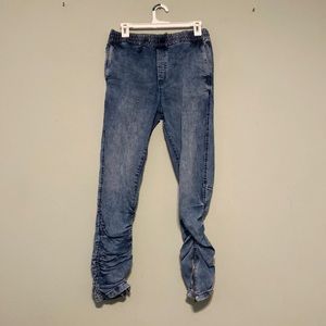 Blue tapered Jeans
